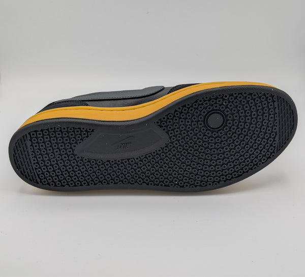 Nike SB FC Classic (909096-008): Black/Anthracite-Black